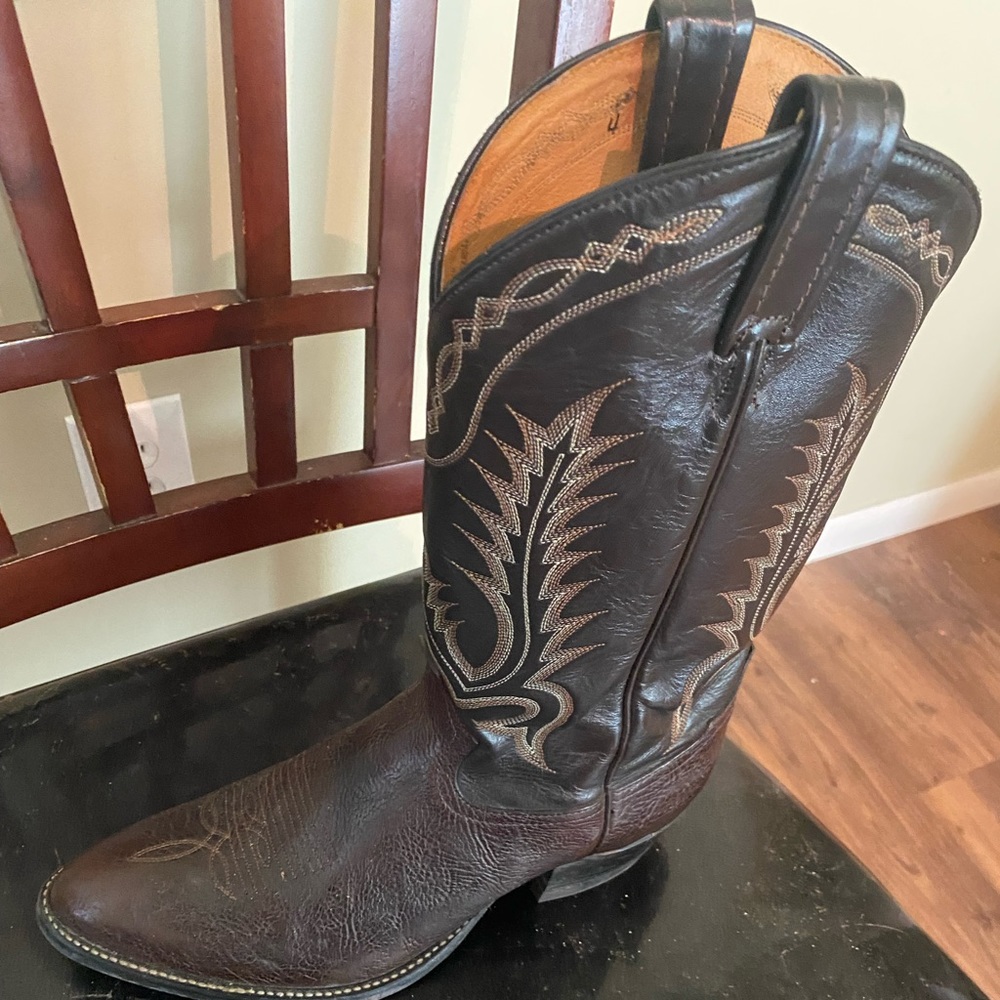 COPY - Size 10.5 Tony Lama chocolate bullhide boots